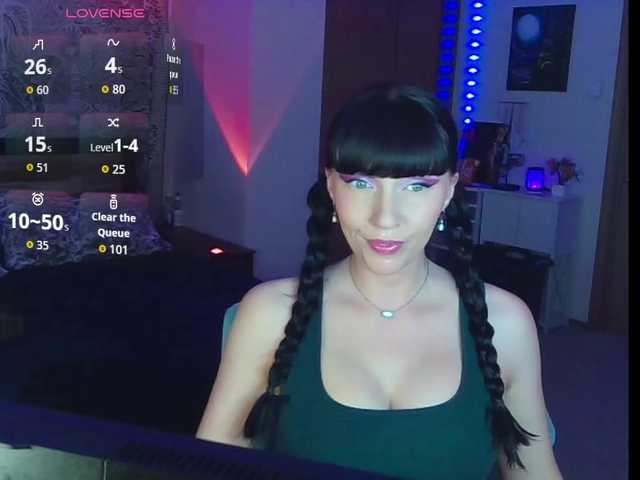 MaciMay's BongaCams show and profile