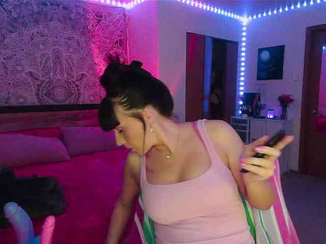 MaciMay Live Webcam on BongaCams