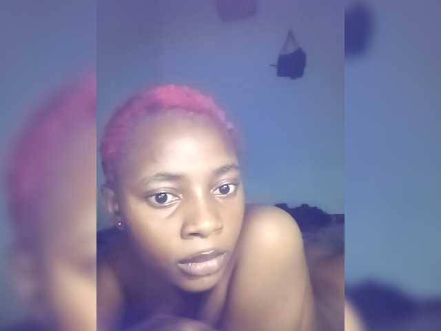 sexykimxx's BongaCams show and profile