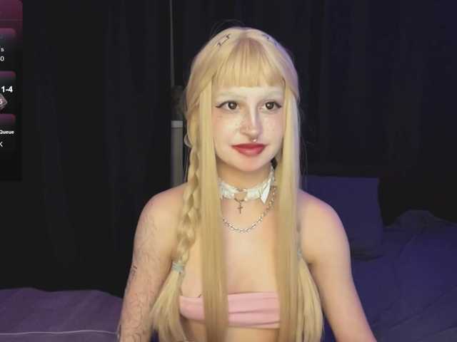 nephilim-angel Live Cam and Statistics on UnifiedCams