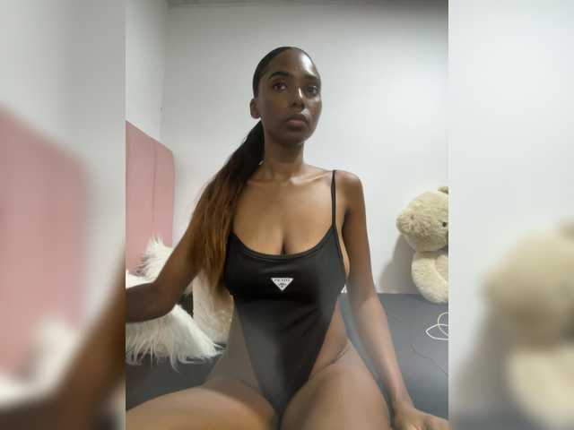 Kyllie's BongaCams show and profile