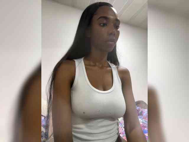 Kyllie Live Webcam on BongaCams