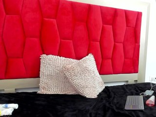 ScarletClaire Porn Show