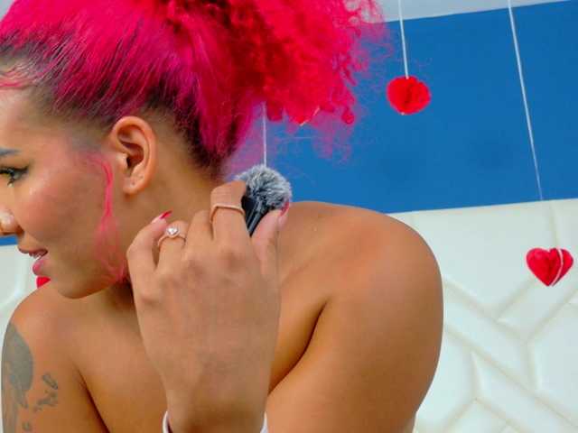 RubyRogers's BongaCams show and profile