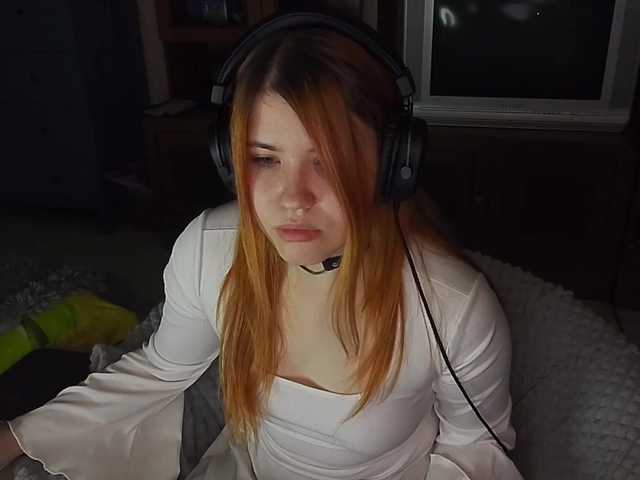 MoonNotBack from BongaCams