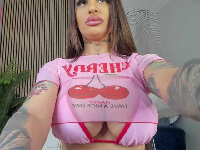 Jessy-Cruzz's BongaCams show and profile