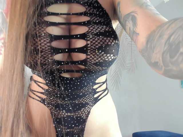 Jessy-Cruzz's BongaCams show and profile