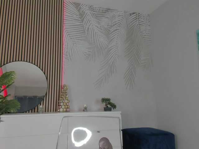 Jessy-Cruzz's BongaCams show and profile