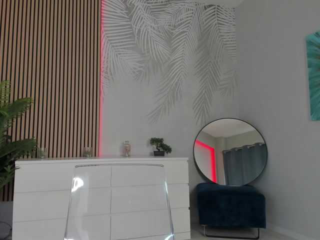 Jessy-Cruzz's BongaCams show and profile