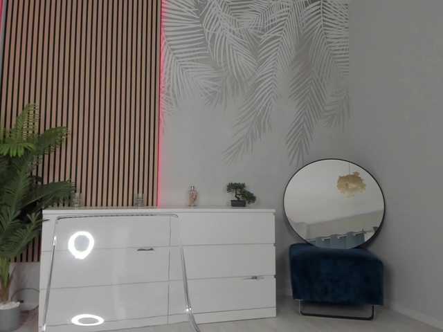 Jessy-Cruzz's BongaCams show and profile