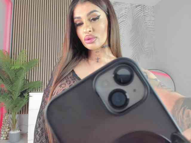 Jessy-Cruzz webcam