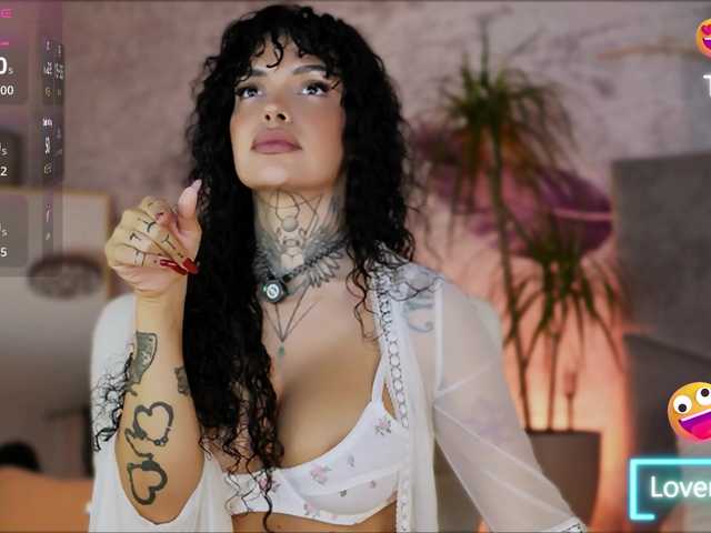 madnesshailey's BongaCams show and profile