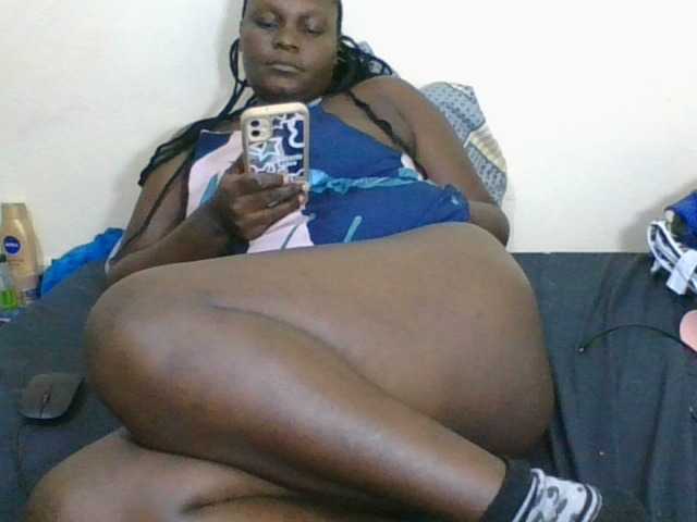 Ebonyblack28's BongaCams show and profile