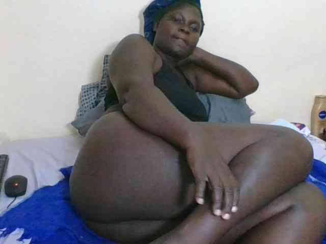 Ebonyblack28 Live Webcam on BongaCams