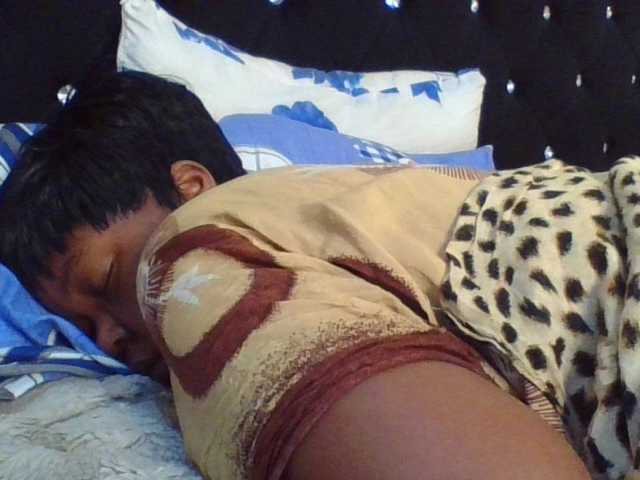 Empressvee25's BongaCams show and profile