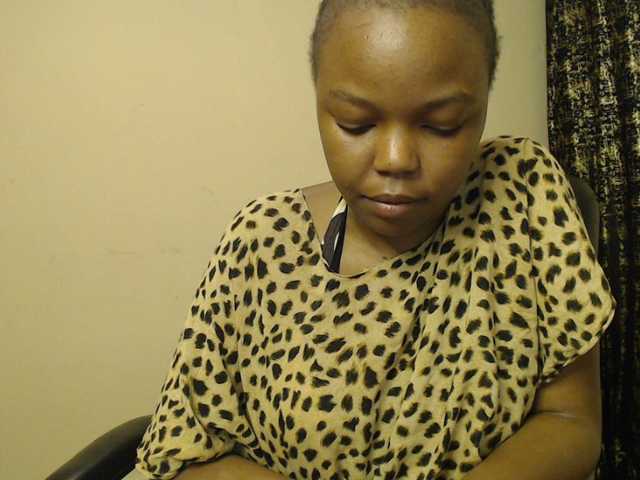 Empressvee25's BongaCams show and profile