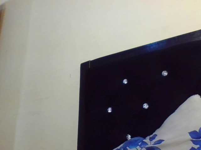 Empressvee25's BongaCams show and profile