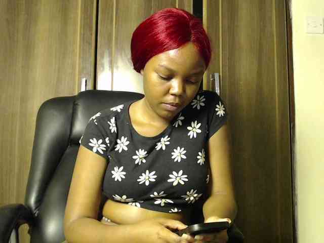 Empressvee25 Empressvee25