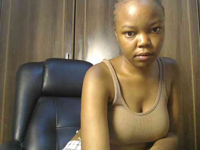 Empressvee25 Empressvee25