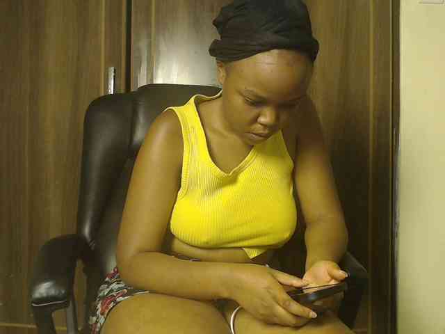 Empressvee25 Empressvee25