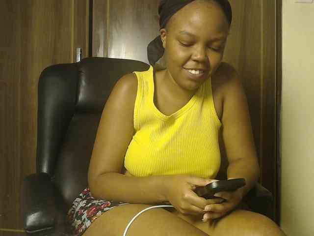 Empressvee25 Empressvee25