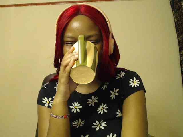 Empressvee25 Empressvee25