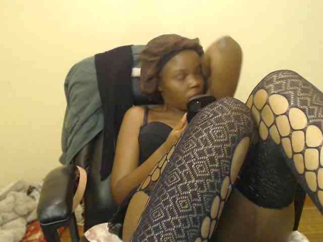 Empressvee25 Empressvee25