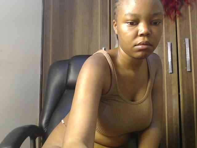 Empressvee25 Empressvee25