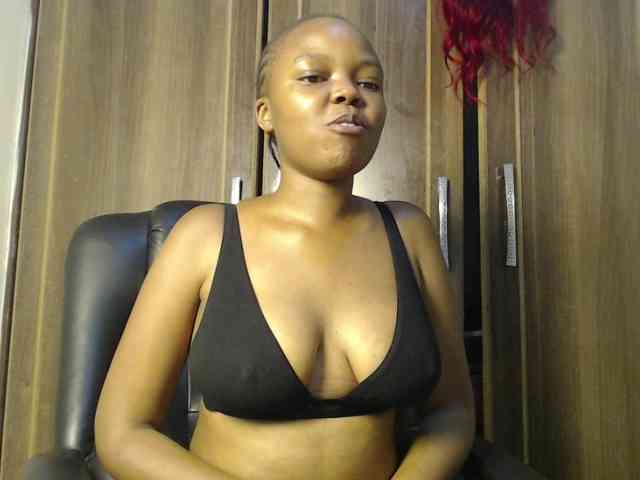 Empressvee25 Empressvee25