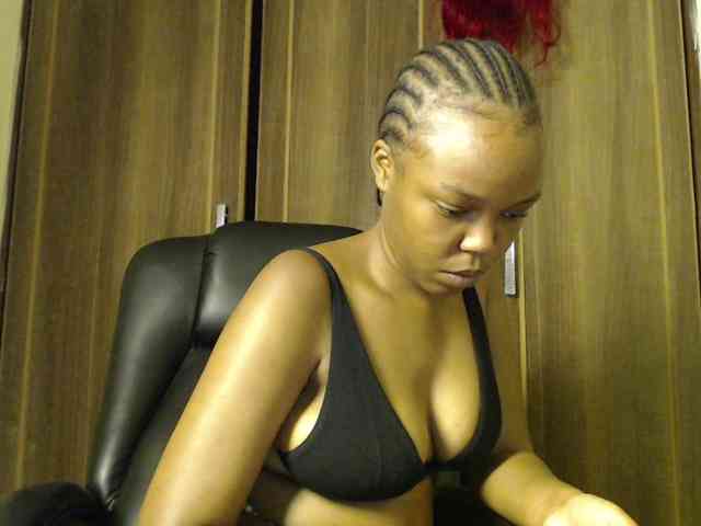 Empressvee25 Empressvee25