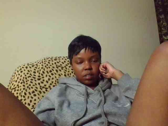 Empressvee25 Empressvee25