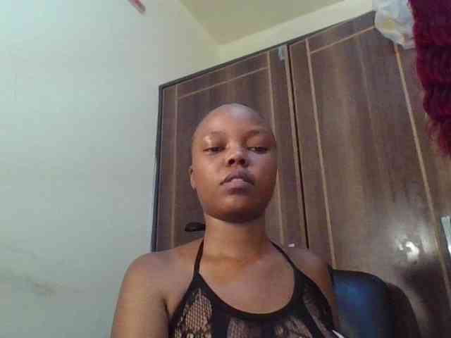 Empressvee25 Empressvee25