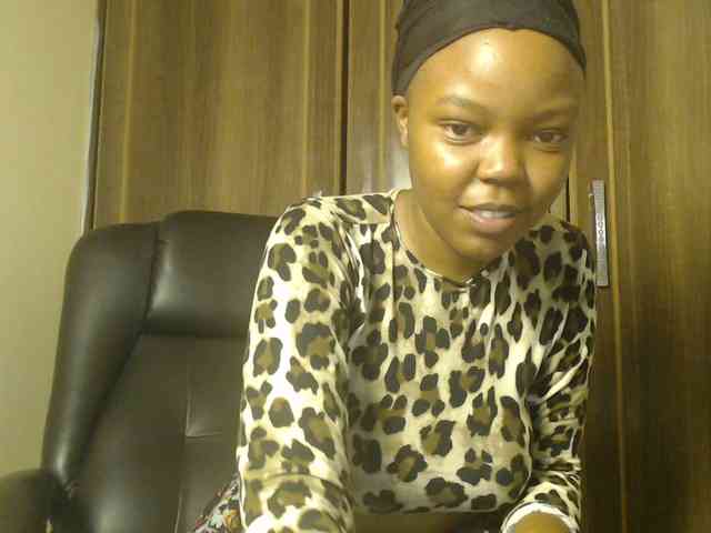 Empressvee25 Empressvee25