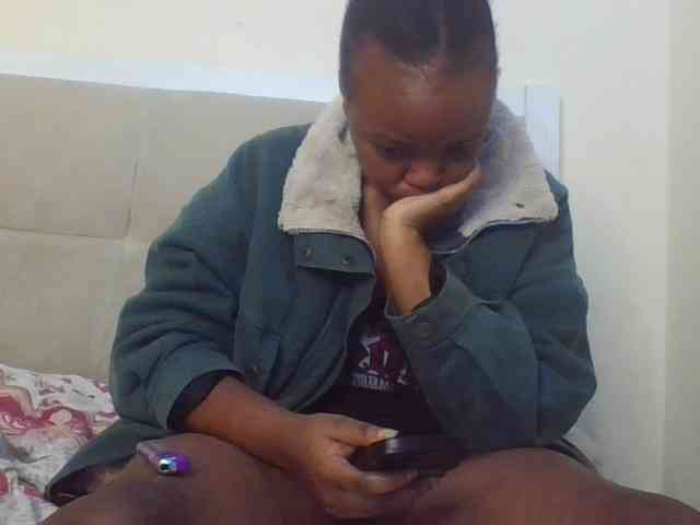 Empressvee25 Empressvee25