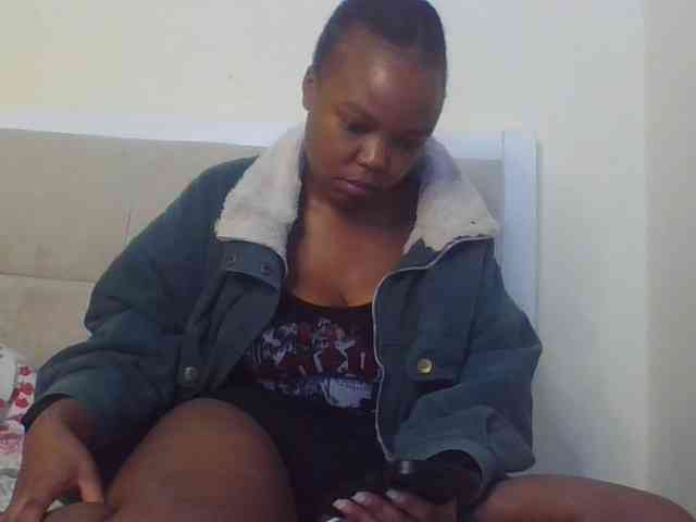 Empressvee25 Empressvee25