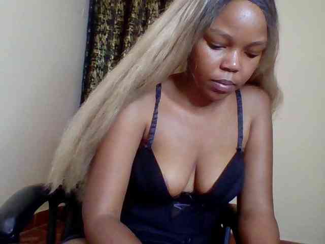 Empressvee25 Empressvee25