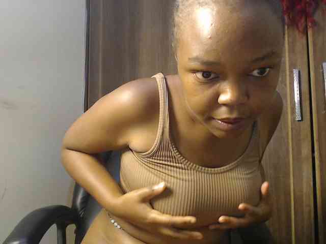 Empressvee25 Empressvee25