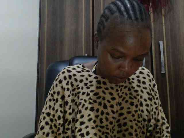 Empressvee25 Empressvee25