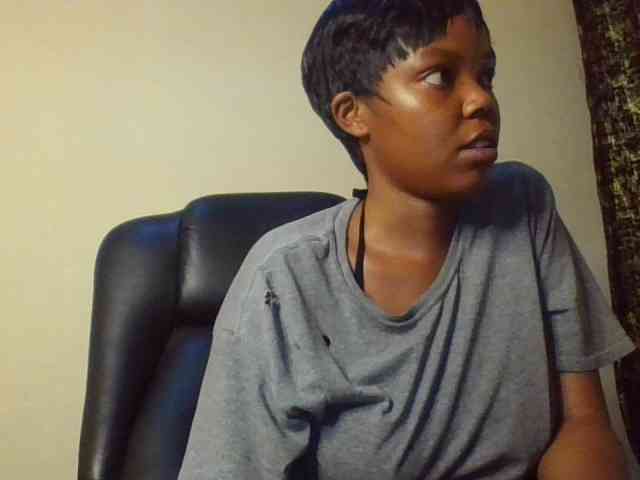 Empressvee25 Empressvee25