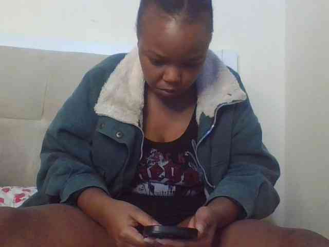 Empressvee25 Empressvee25