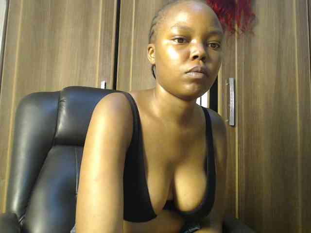 Empressvee25 Empressvee25