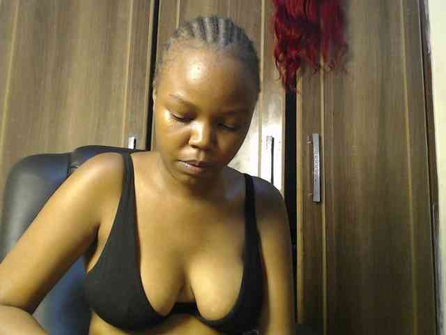 Empressvee25 Empressvee25