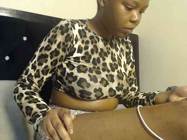 Empressvee25 Empressvee25