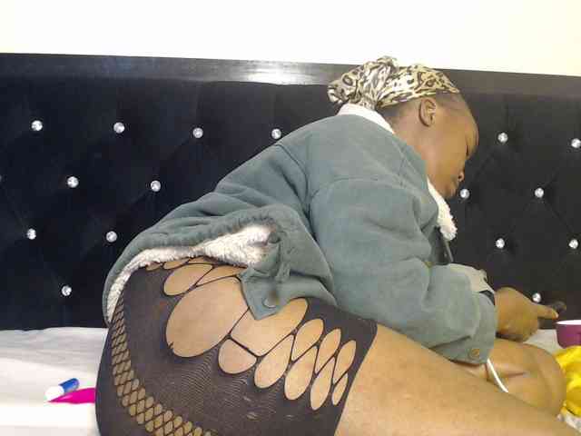 Empressvee25 Empressvee25