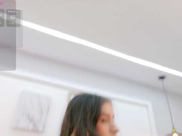 AshleyEvans21's BongaCams show and profile