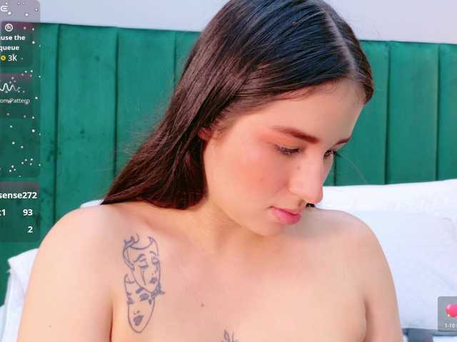 AshleyEvans21's BongaCams show and profile