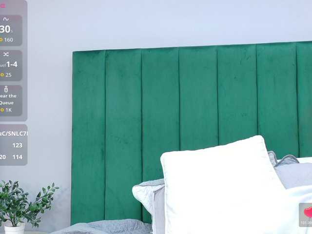 AshleyEvans21's BongaCams show and profile