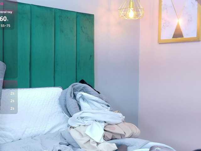 AshleyEvans21's BongaCams show and profile