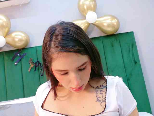 AshleyEvans21 webcam