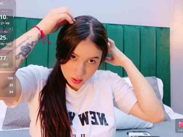 AshleyEvans21 AshleyEvans21